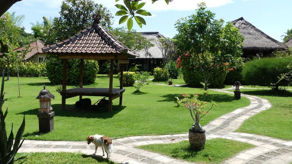 Sunia Loka Bungalows & Dive Center Pemuteran Exterior foto