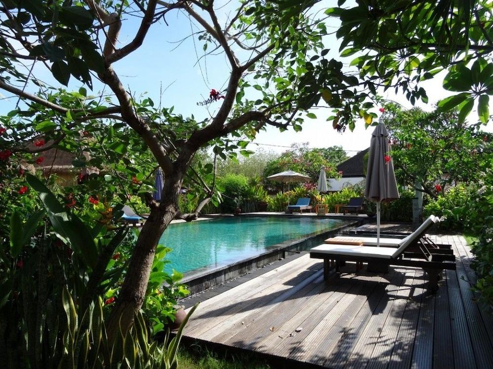 Sunia Loka Bungalows & Dive Center Pemuteran Exterior foto