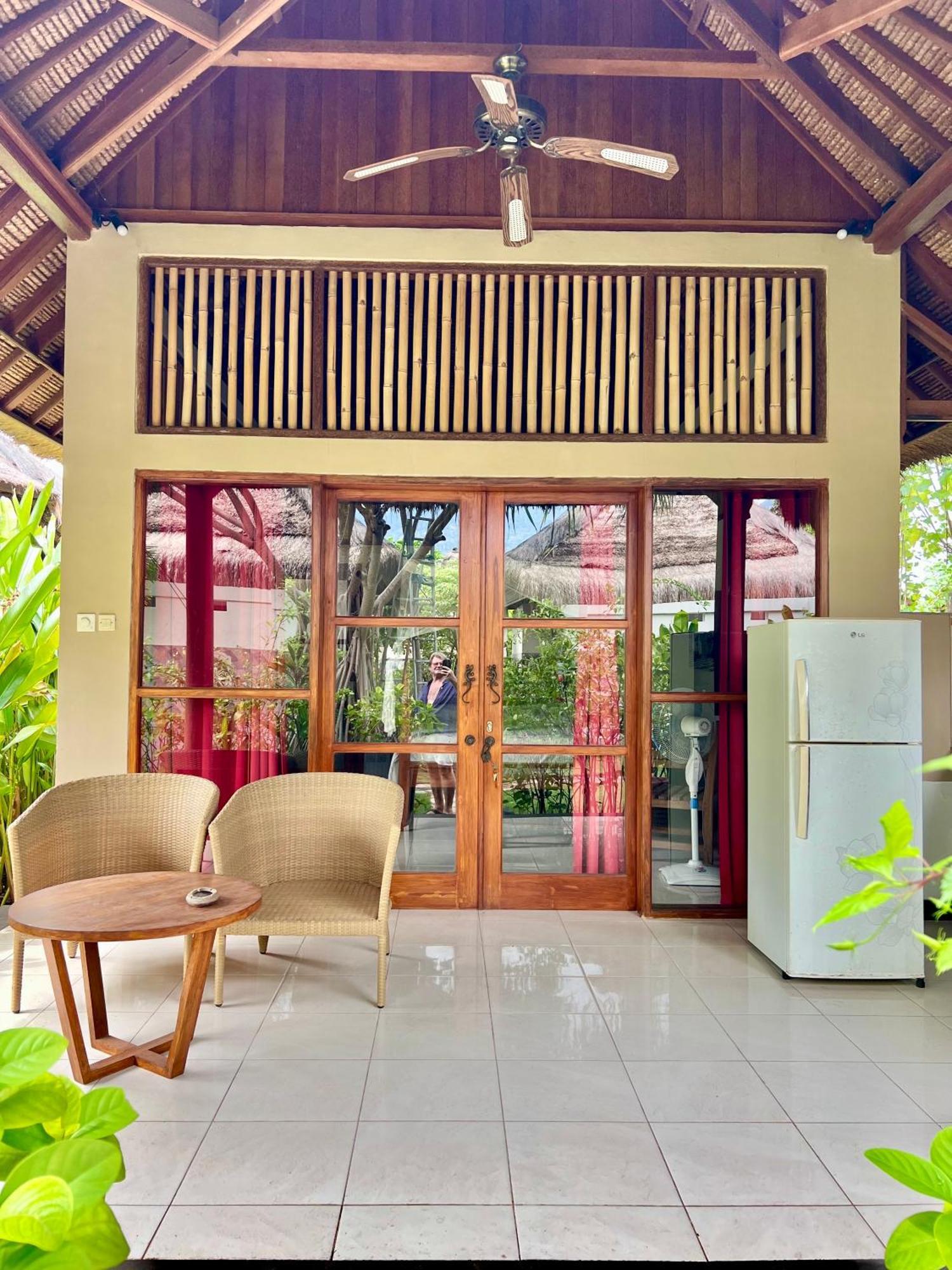 Sunia Loka Bungalows & Dive Center Pemuteran Exterior foto