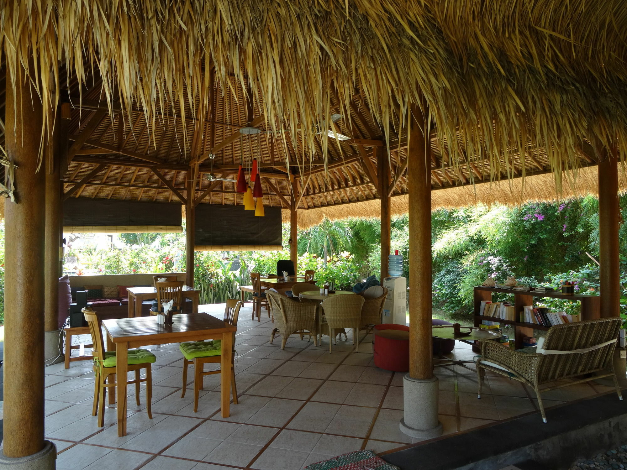 Sunia Loka Bungalows & Dive Center Pemuteran Exterior foto